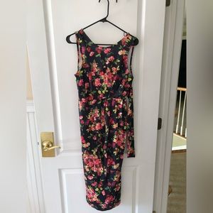 Floral maternity